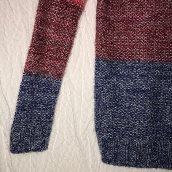 Snuggly soft color block sweater from forever 21 - Picture 3 of 5